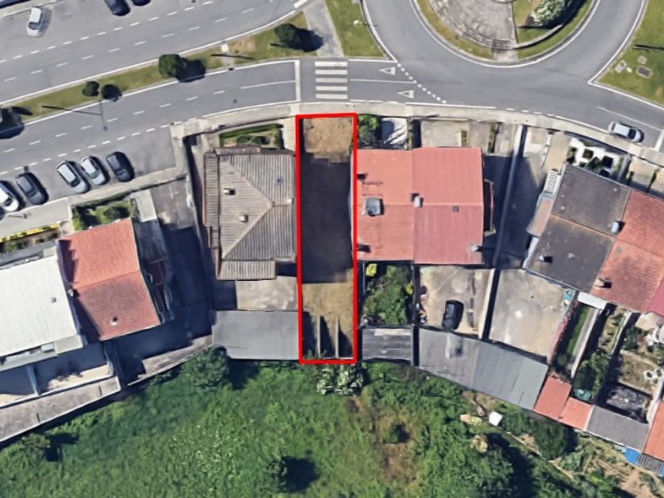 Helårsgrund i Maia, Porto - foto 1