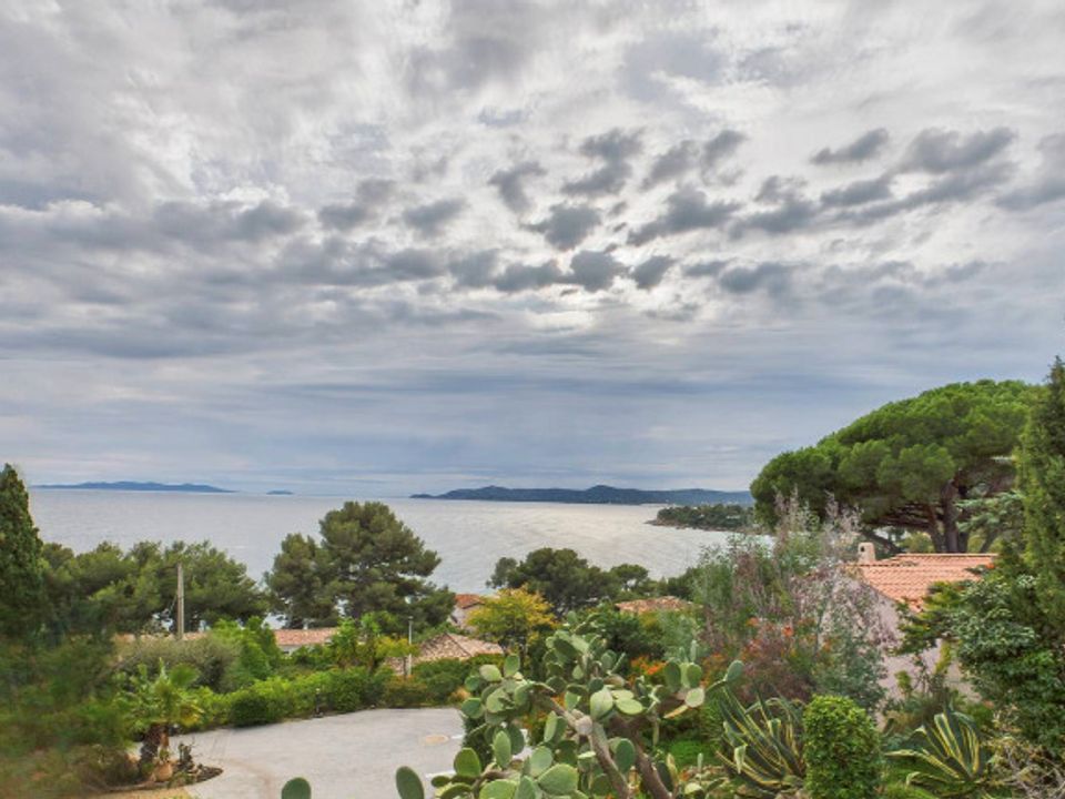 Helårsgrund i Le Lavandou, Var - foto 1