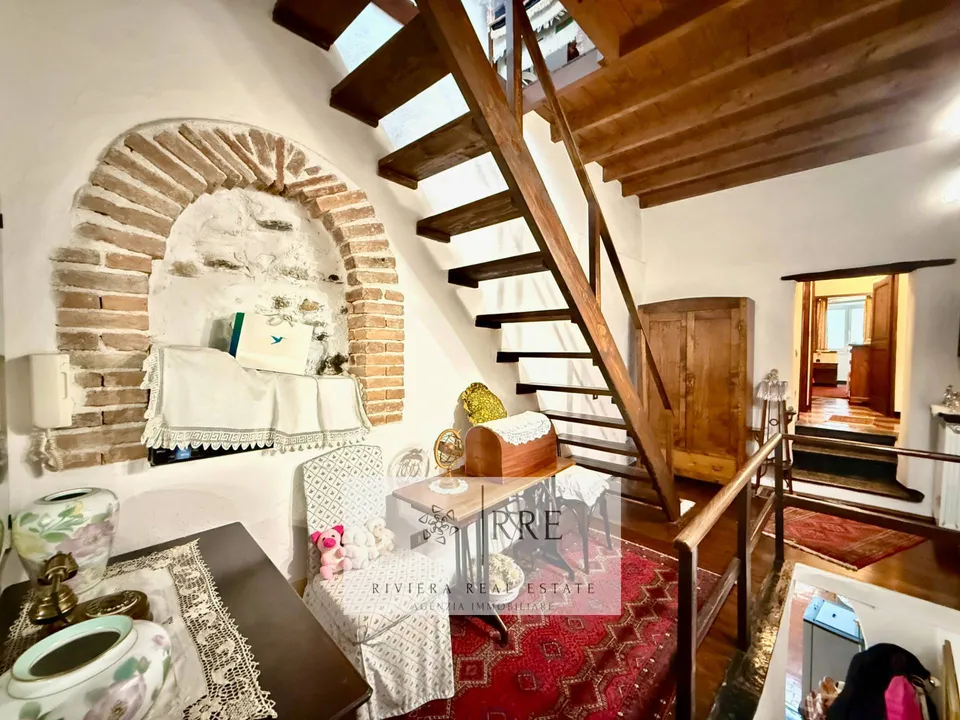 Villa i Pieve di Teco, Imperia - foto 1