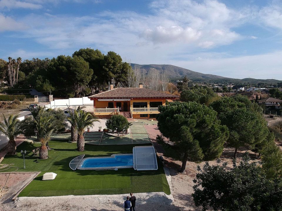 Villa i Petrer, Alicante - foto 2