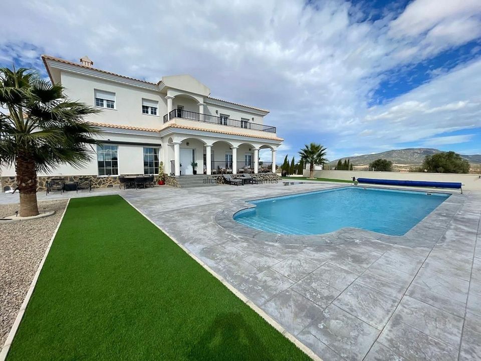 Villa i Pinoso, Alicante - foto 1