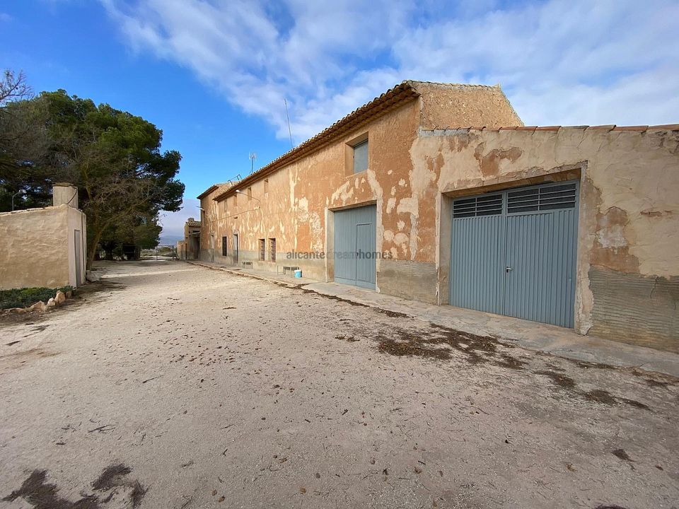 Landejendom i Pinoso, Alicante - foto 2