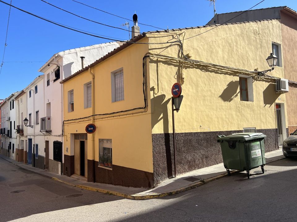 Villa i Ayora, Valencia - foto 1