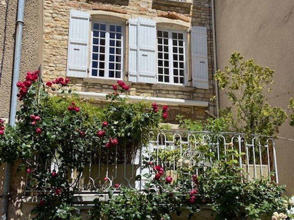 Rekkehus i Saint-Gengoux-le-National, Saone-et-Loire - bilde 1