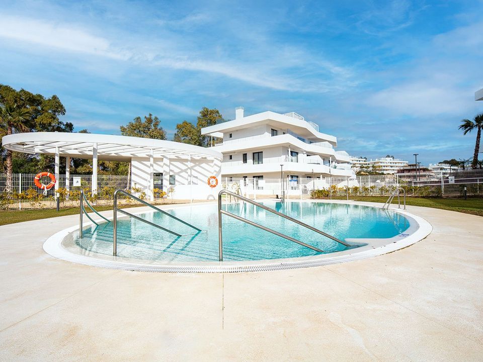 Lejlighed i Estepona, Malaga - foto 1
