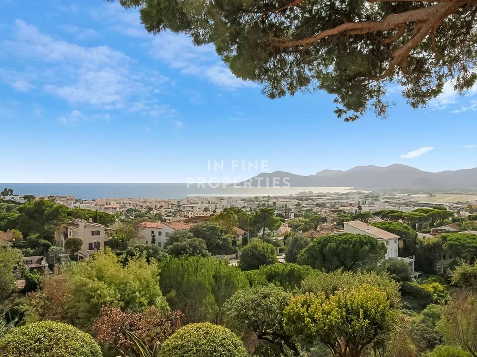 Lejlighed i Le Cannet, Alpes-Maritimes - foto 1