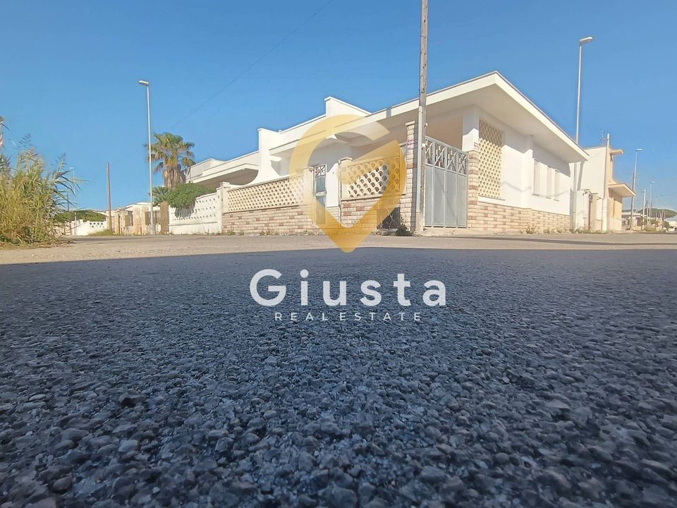 Villa i Squinzano, Lecce - foto 1
