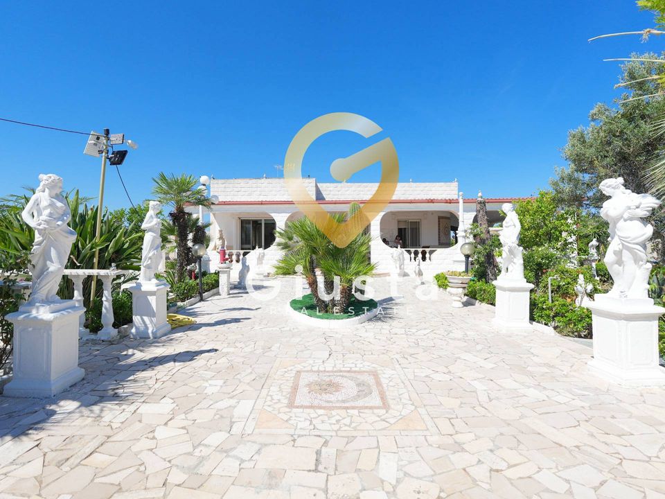 Villa i Brindisi, Brindisi - foto 1