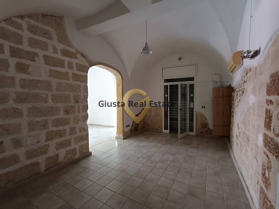 Erhvervsejendom i Brindisi, Brindisi - foto 5