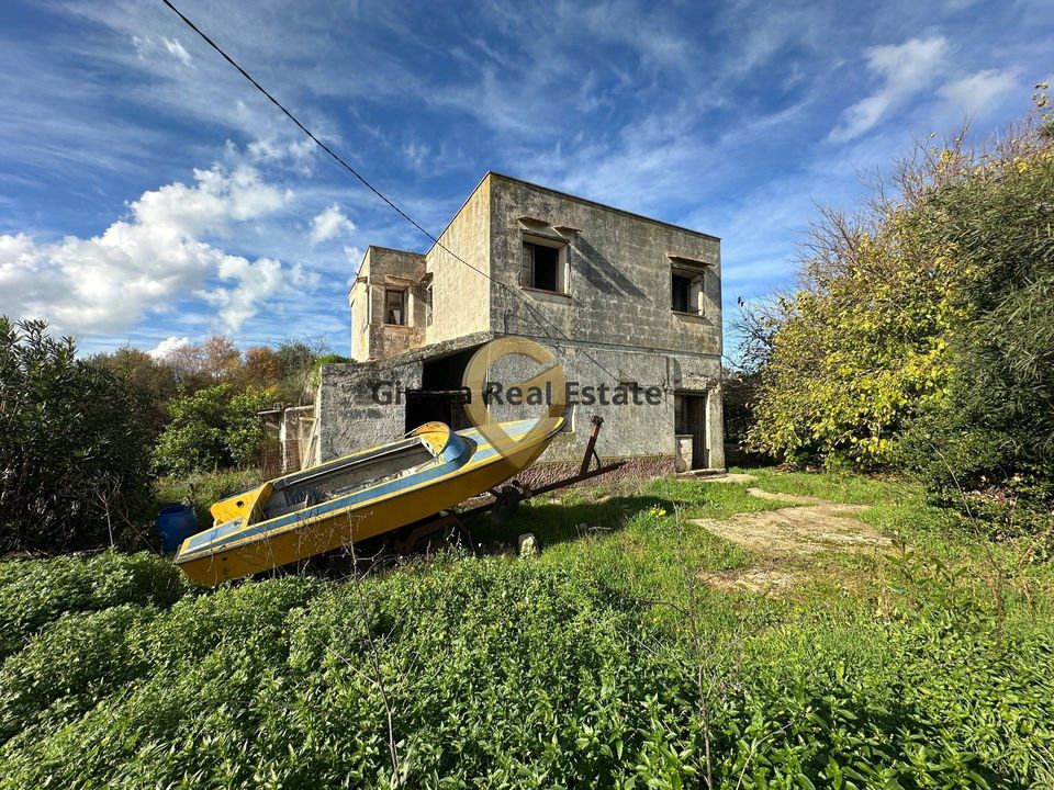 Landejendom i Brindisi, Brindisi - foto 1