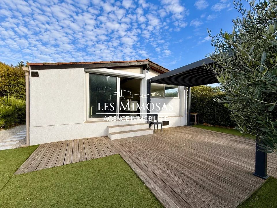 Villa i Roquebrune-sur-Argens, Var - bilde 1