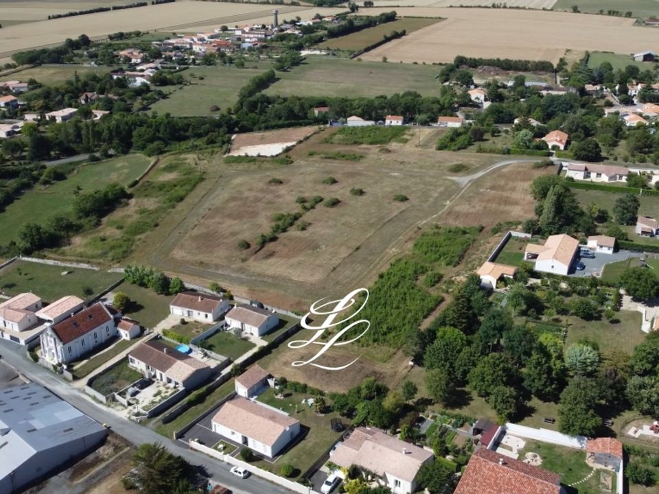 Terreno en Benet, Vendee - foto 4