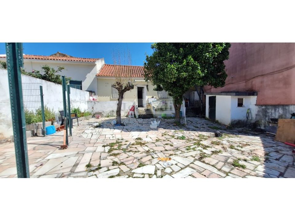 Byhus i Sao Domingos de Rana, Lisbon - foto 1