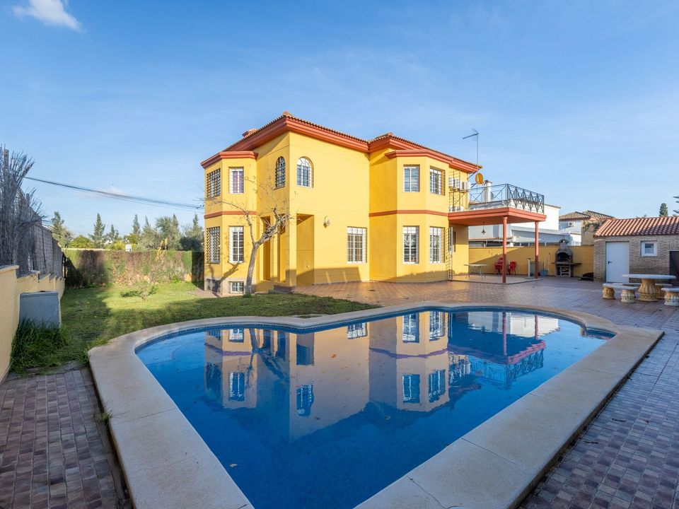 Villa i Sevilla, Sevilla - foto 1
