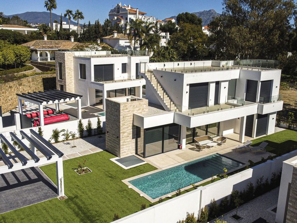 Villa em Atalaya Isdabe, Malaga - foto 1