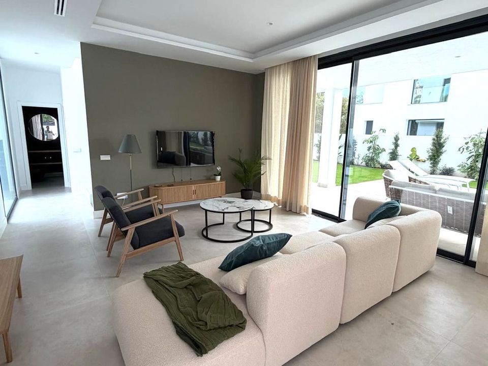 Villa i Atalaya Isdabe, Malaga - foto 4