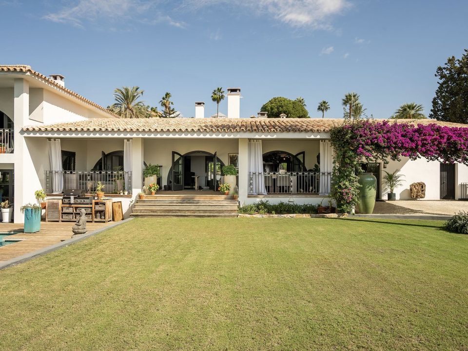 Villa i El Paraiso, Malaga - bilde 1