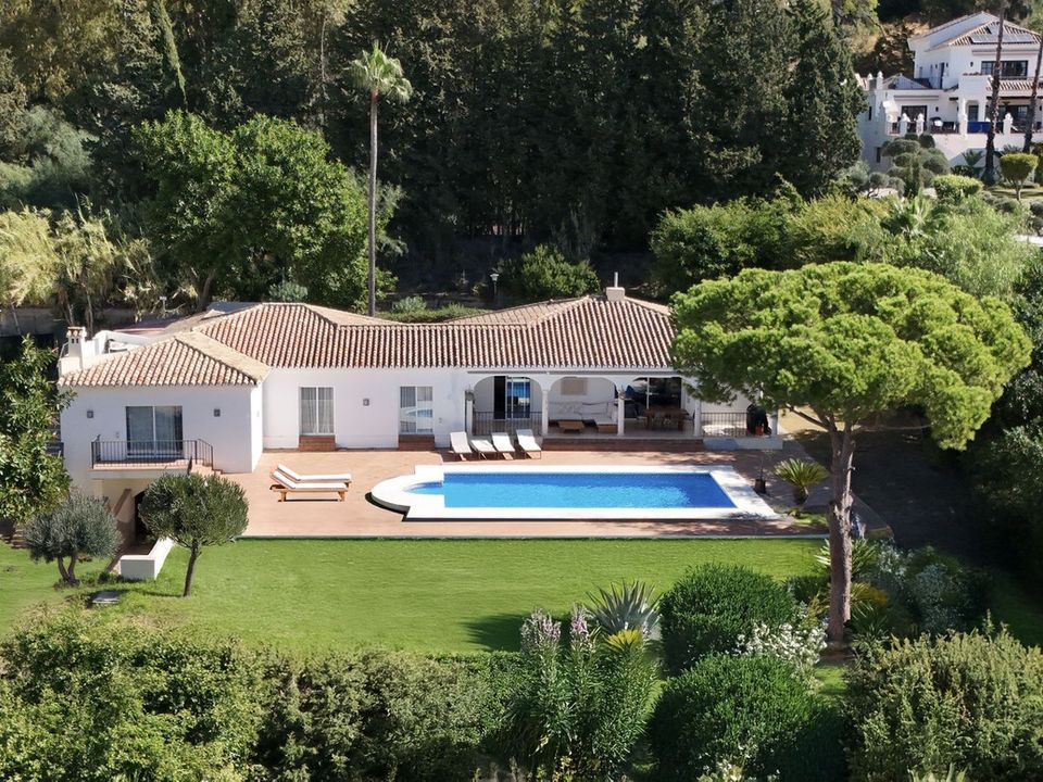 Villa i El Paraiso, Malaga - foto 2