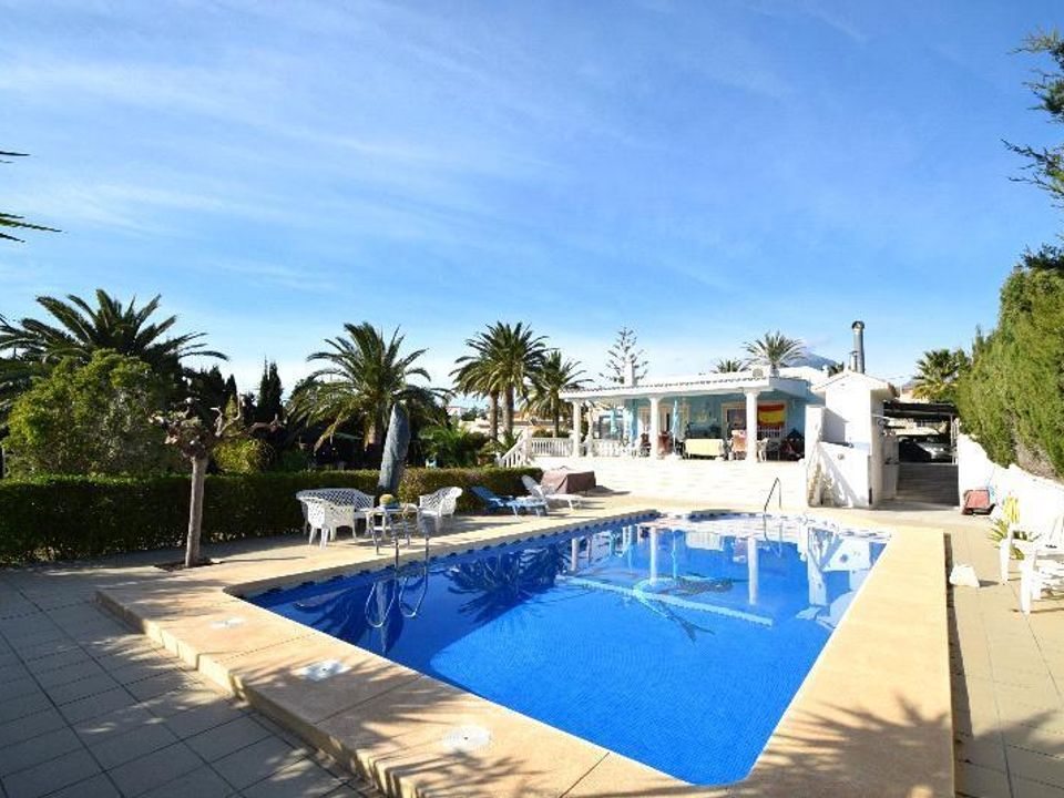 Villa i Alfaz del Pi, Alicante - foto 1