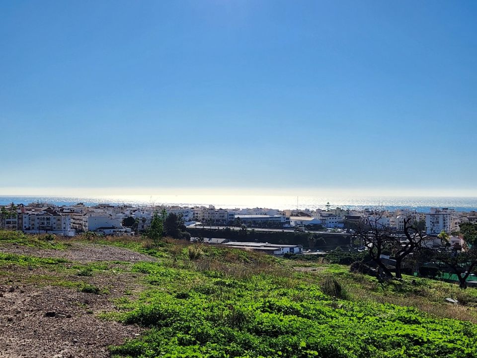 Helårsgrund i Nerja, Malaga - foto 1