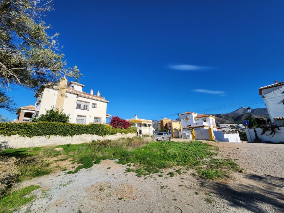 Helårsgrund i Nerja, Malaga - foto 2