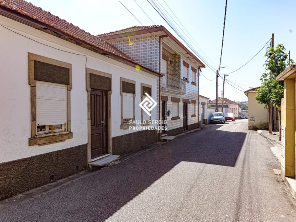 Helårsgrund i Paramos, Aveiro - foto 1