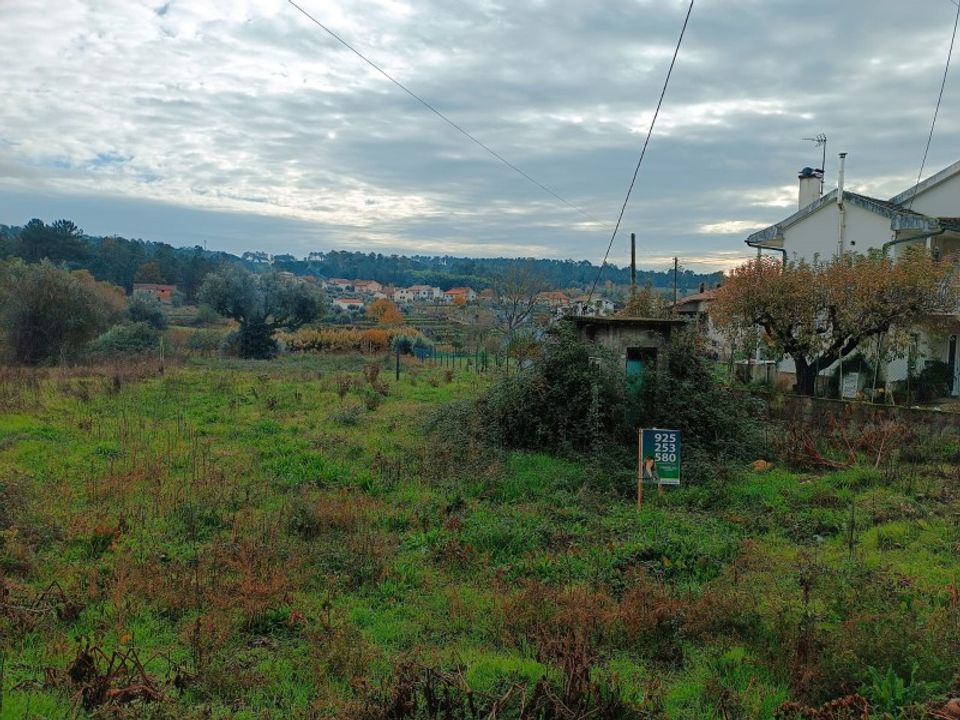 Helårsgrund i Santar e Moreira, Viseu - foto 2