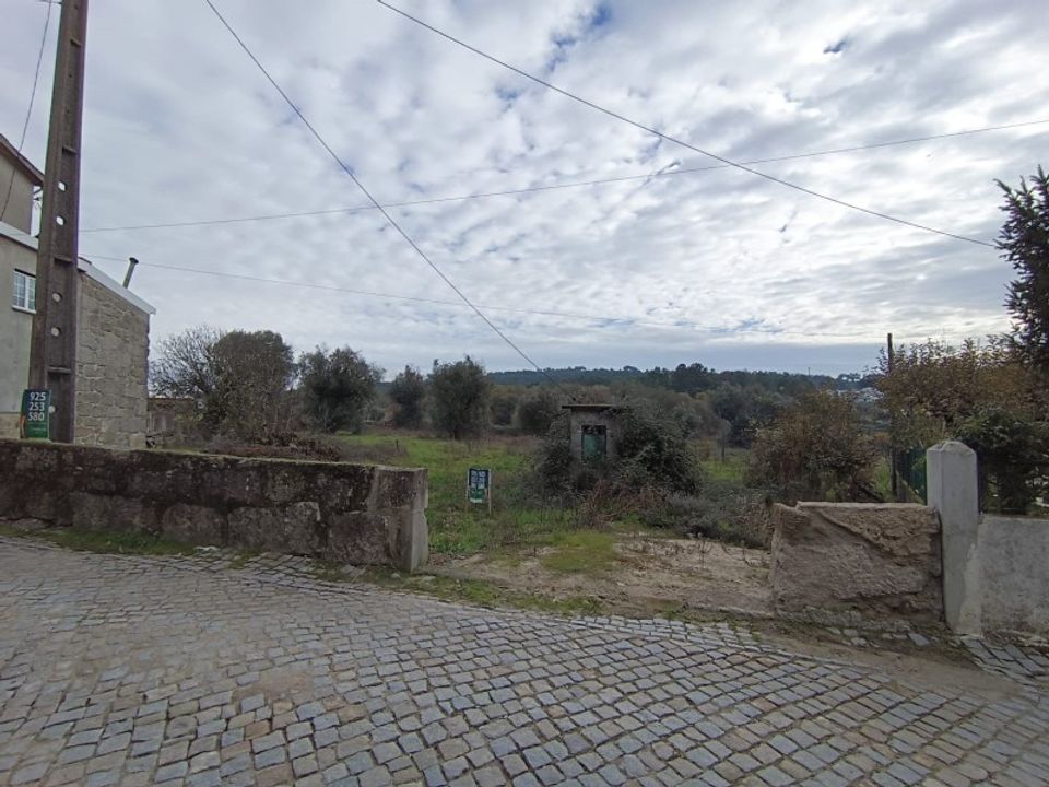 Helårsgrund i Santar e Moreira, Viseu - foto 3
