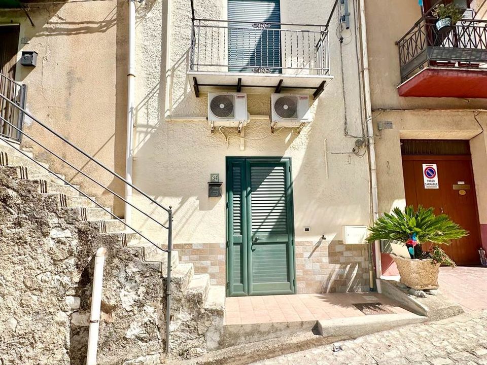 Villa i Chiusa Sclafani, Palermo - foto 1