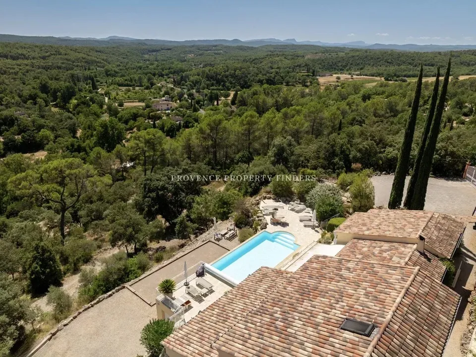 Villa i Entrecasteaux, Var - foto 1