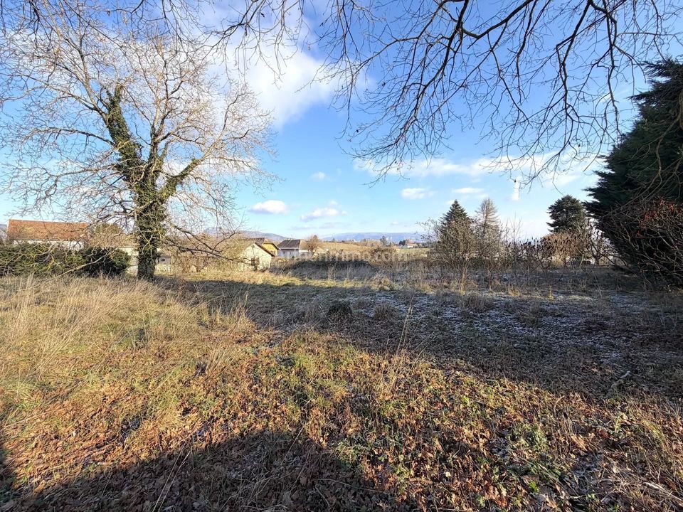 Tomt i Les Avenieres Veyrins-Thuellin, Isere - bilde 1