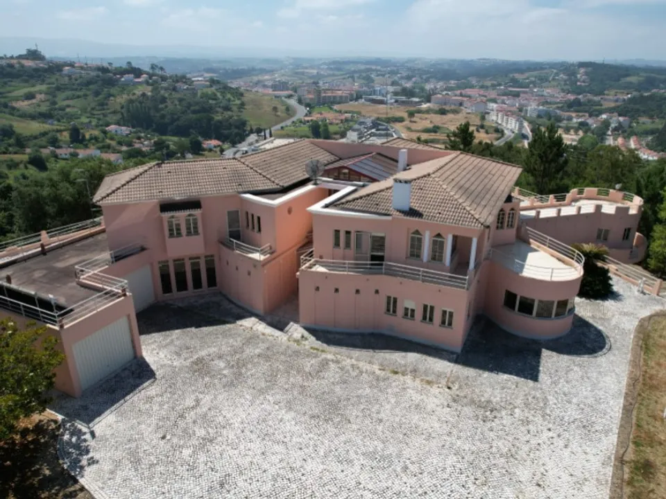 Gård i Maiorga, Leiria - bilde 1