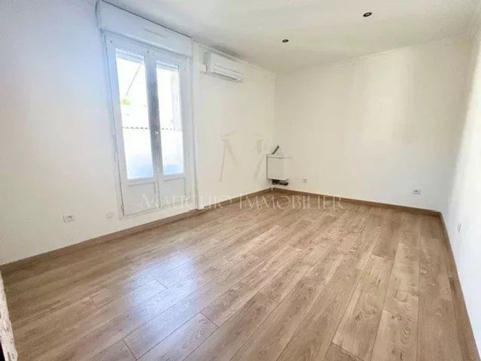 Erhvervsejendom i Mauguio, Herault - foto 3