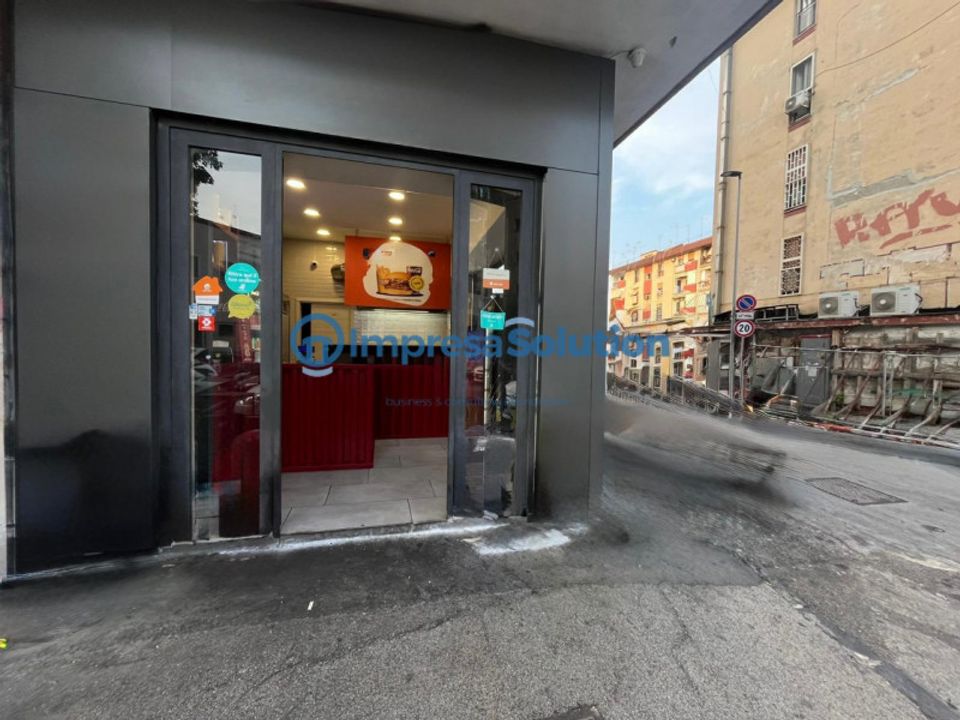 Erhvervsejendom i Naples, Naples - foto 3