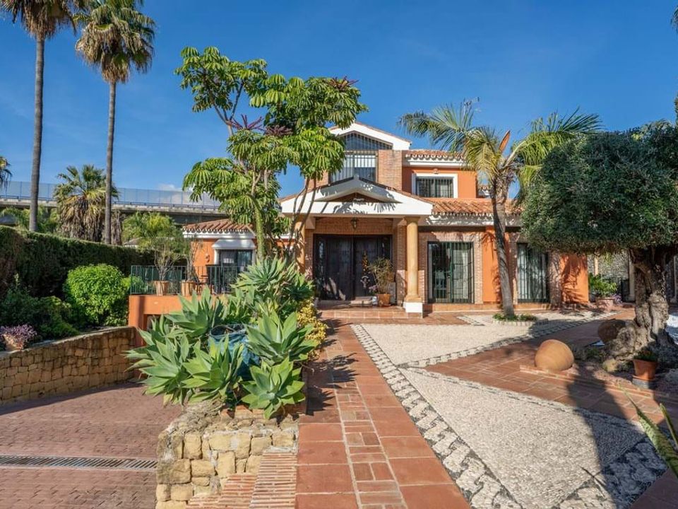 Villa i Marbella, Malaga - foto 1