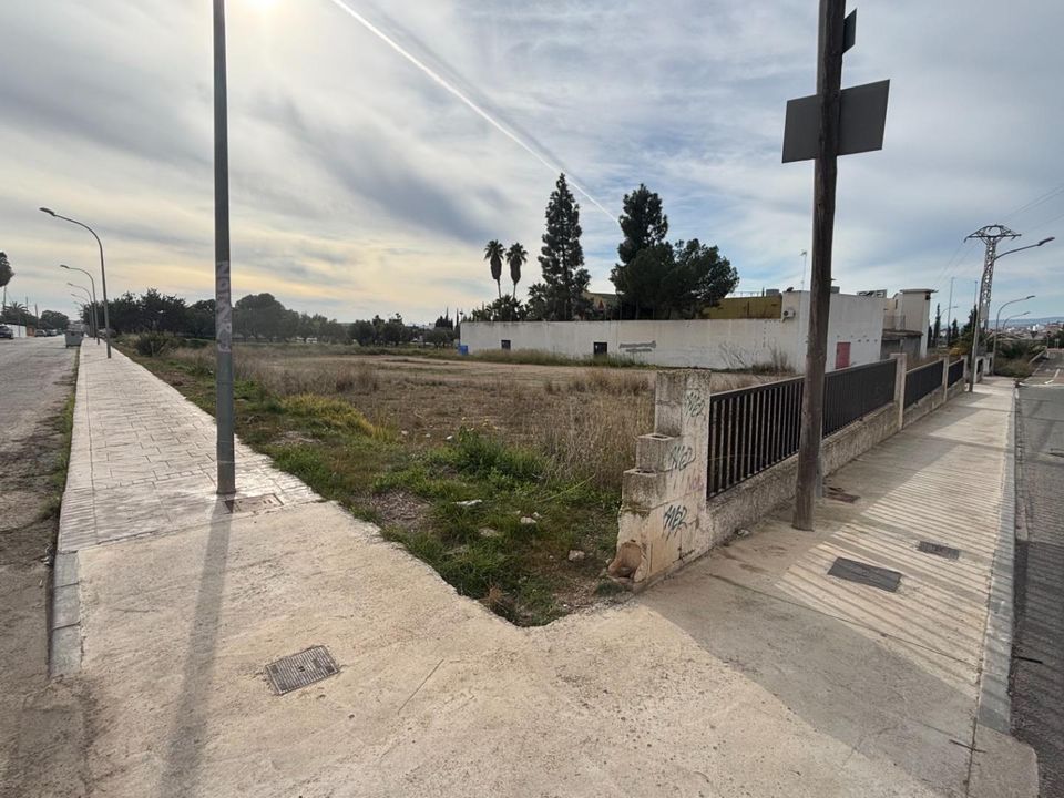 Helårsgrund i La Pobla De Vallbona, Valencia - foto 5