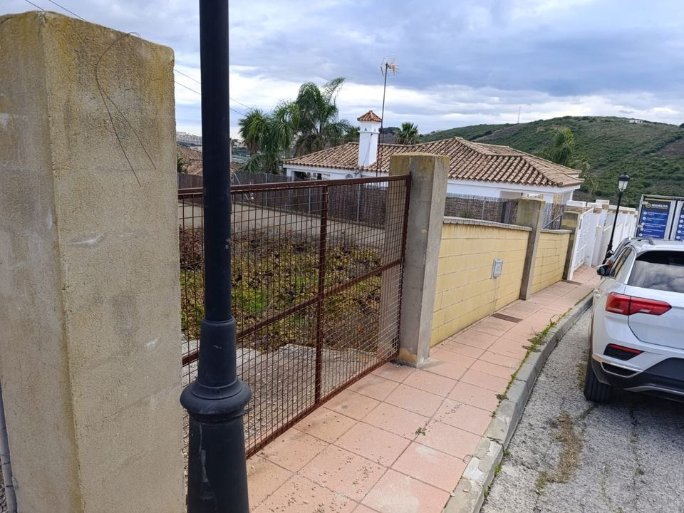 Helårsgrund i Manilva, Malaga - foto 5