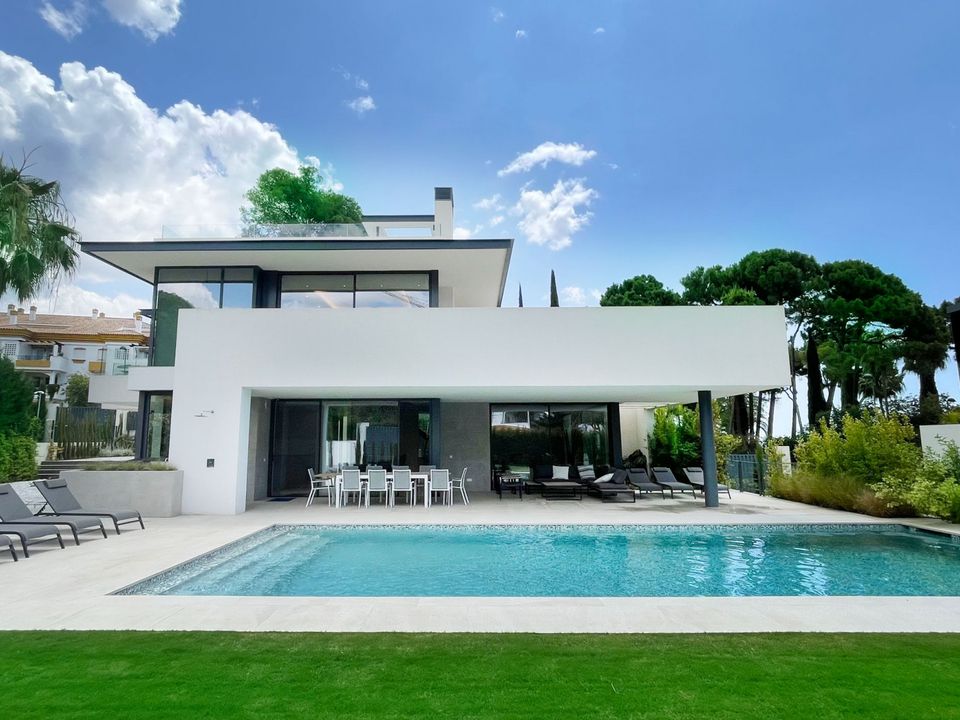 Villa i Marbella Golden Mile, Malaga - foto 1