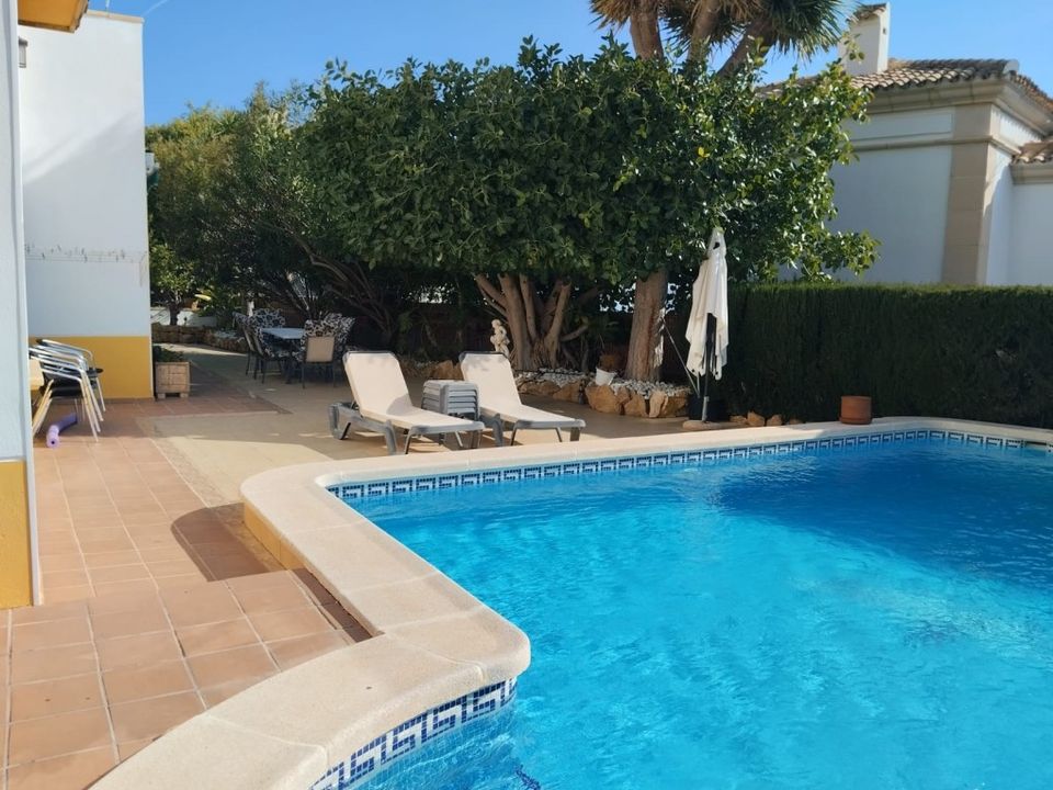 Villa en Finestrat, Alicante - foto 1