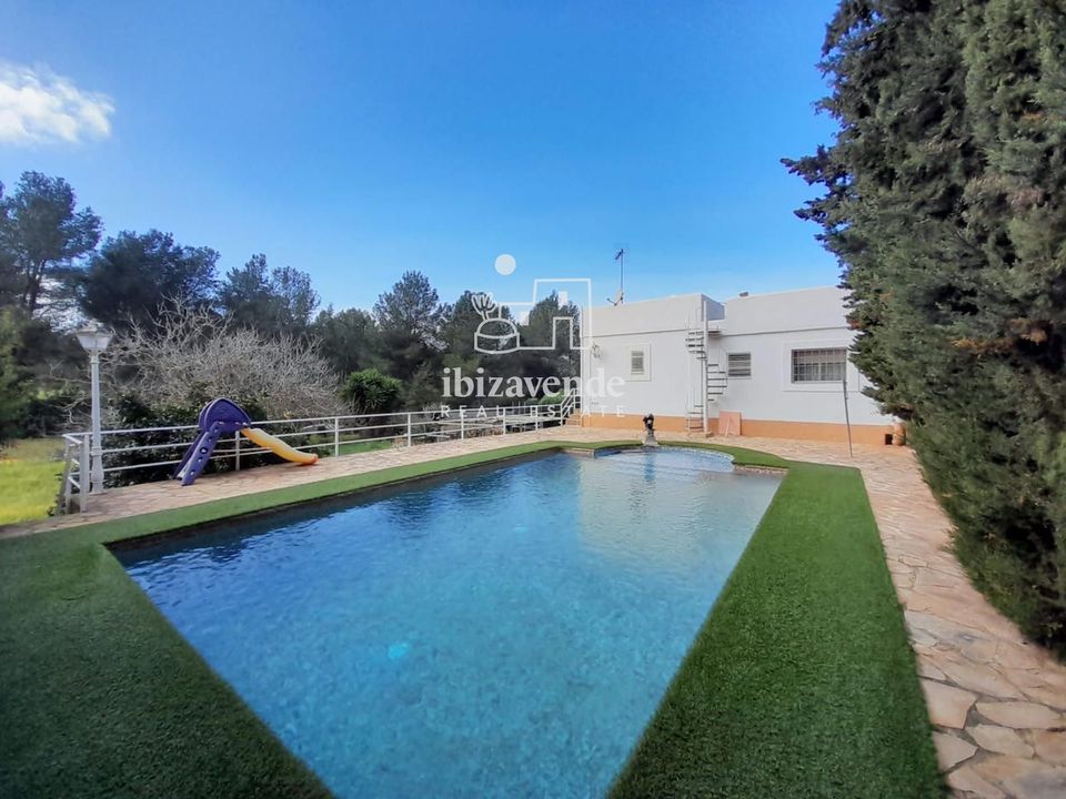 Villa i Santa Eulalia Del Rio, Ibiza - foto 1