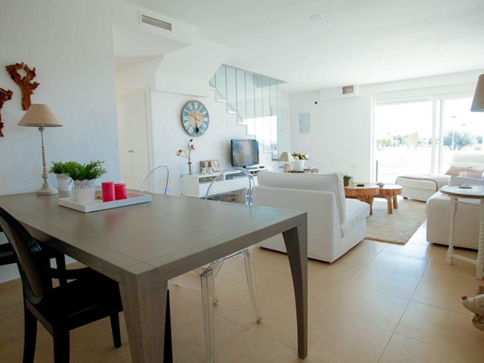Villa - Gran Alacant, Alicante - photo 2