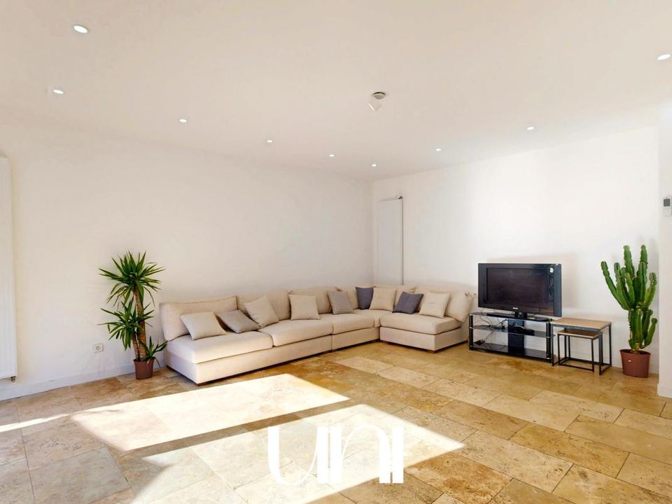 Villa a Caen, Calvados - foto 1