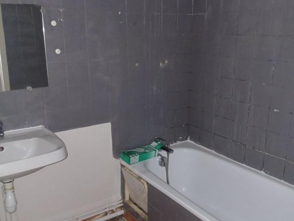 Apartment in Avallon, Yonne - photo 3
