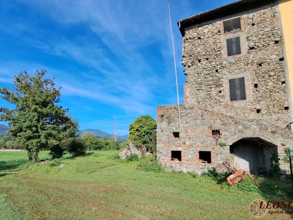 Herregård i Filattiera, Massa and Carrara - bilde 2