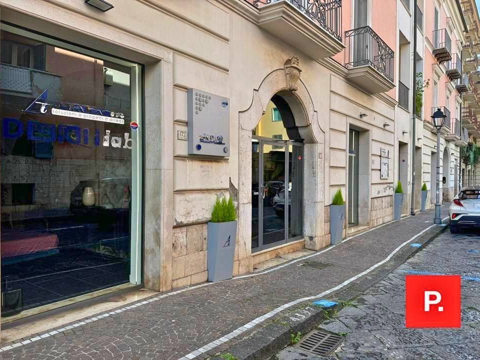 Erhvervsejendom i Caserta, Caserta - foto 1