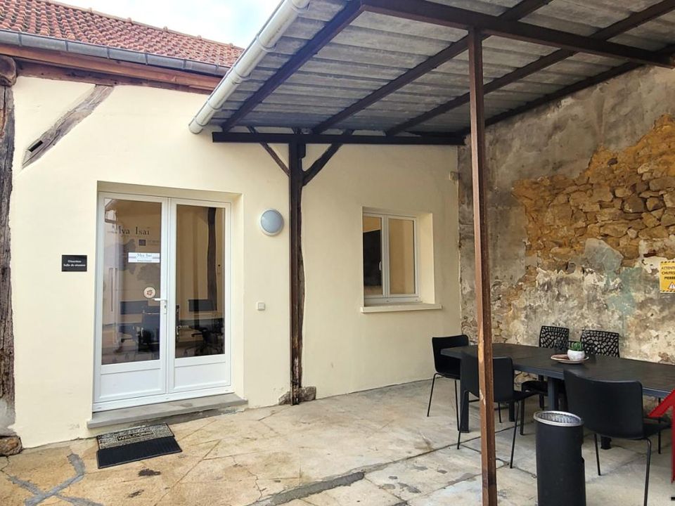 Erhvervsejendom i Brie-Comte-Robert, Seine-et-Marne - foto 1