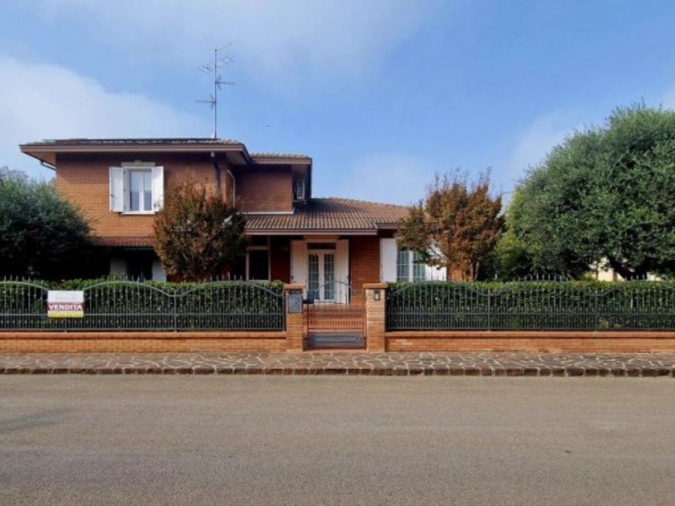 Villa i Novi di Modena, Modena - foto 1