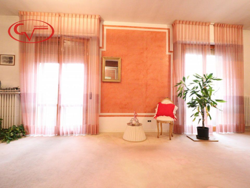 Lejlighed i Montevarchi, Arezzo - foto 4