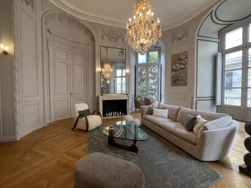 Apartment in Bordeaux, Gironde - photo 2