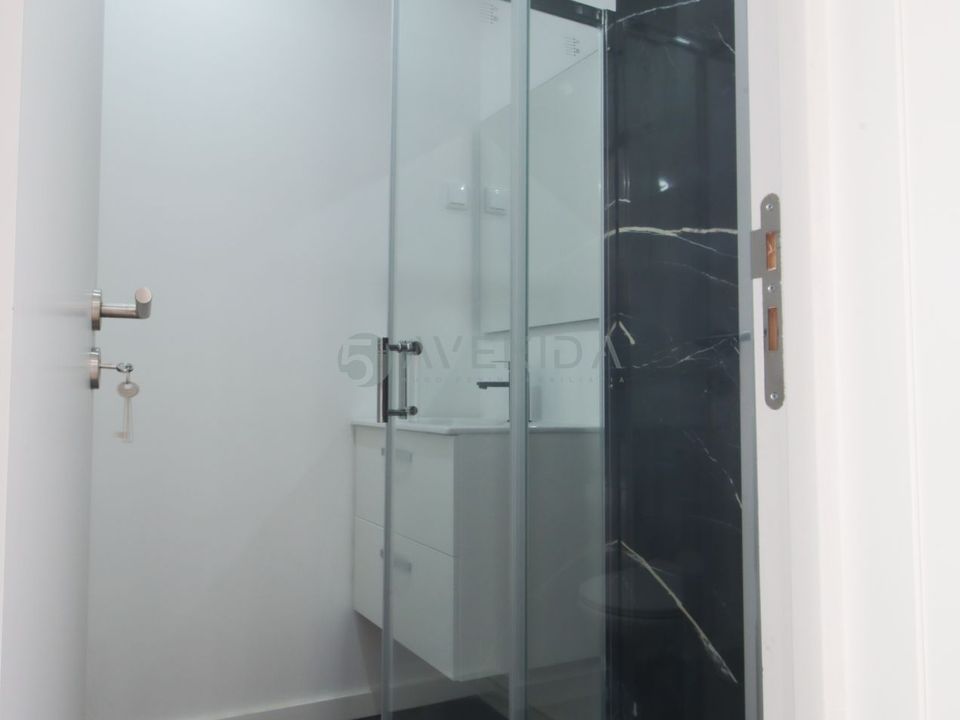 Lejlighed i Amadora, Lisbon - foto 4